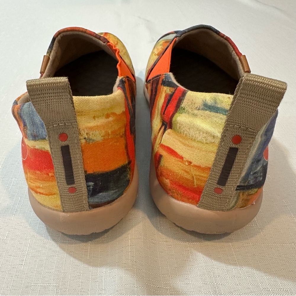 UIN Slip On Sneakers Women’s US 9 EU 41 Colorful Abstract Print Shoes - Picture 4 of 11